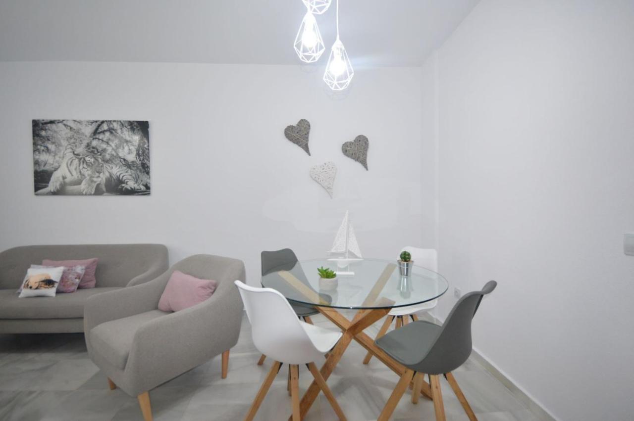 Apartamento Centrico En Conil Con Garaje Conil De La Frontera Exterior photo